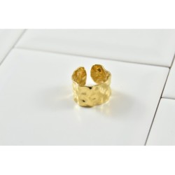Yue ring