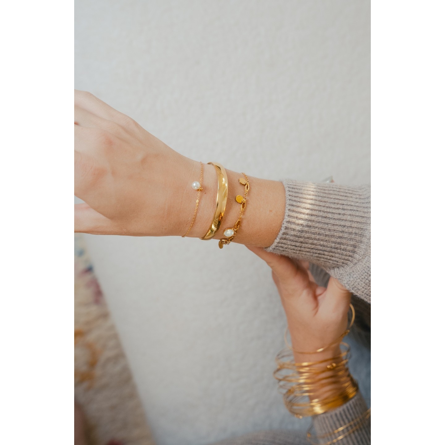 Bracelet Jonc En Acier Inoxydable Doré Pour Femme - Classique Et Discret - Neuf Avec Étiquettes