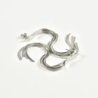 BOUCLES ANNEAUX ENTRELACES ACIER INOXYDABLE SILVER PETIT PRIX