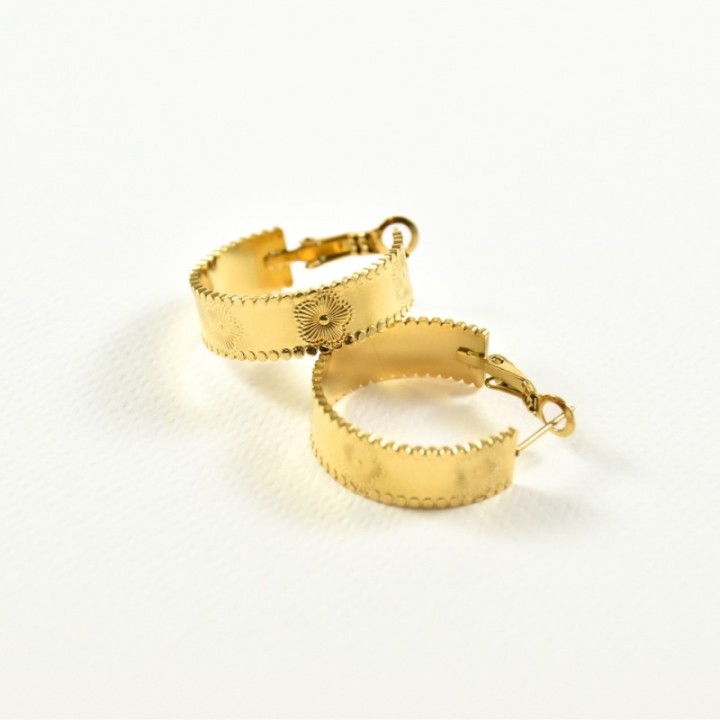 BOUCLES ANNEAUX ENTRELACES ACIER INOXYDABLE SILVER PETIT PRIX