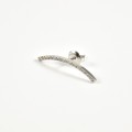 PUCE COURBE STRASS ACIER INOXYDABLE SILVER PETIT PRIX