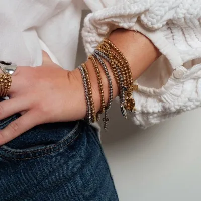 BRACELET PERLES GRIS METALLISE MEDAILLON ACIER INOX GOLD PETIT PRIX