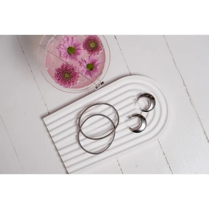 BOUCLES ANNEAUX ENTRELACES ACIER INOXYDABLE SILVER PETIT PRIX