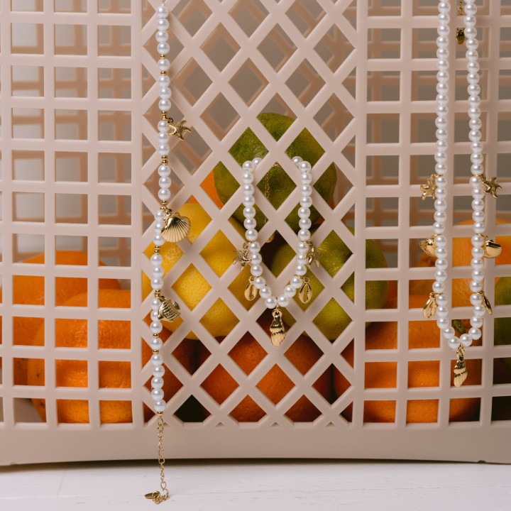 COLLIER PERLES NACRE ET COQUILLAGES ACIER INOX GOLD PETIT PRIX