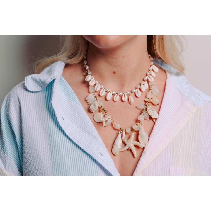 COLLIER PERLES GOLD ET NACRE CAURIS ACIER INOX GOLD PETIT PRIX