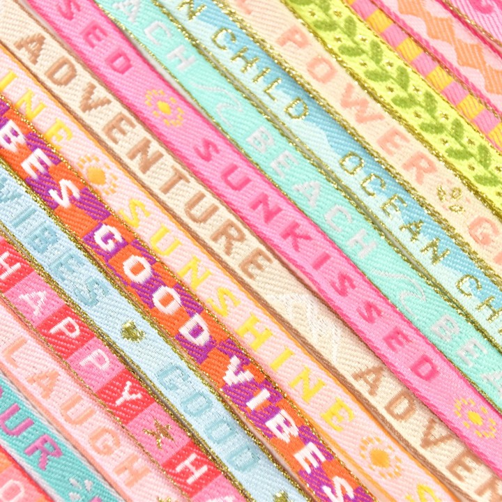BRACELET TISSU GIRL POWER PAS CHER