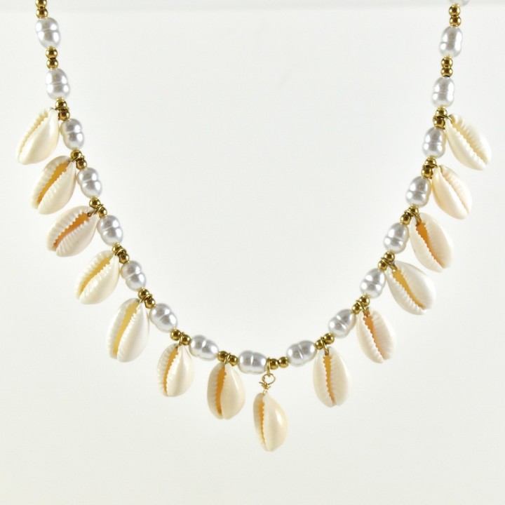 COLLIER PERLES GOLD ET NACRE CAURIS ACIER INOX GOLD PETIT PRIX