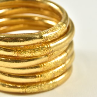 JONC BOUDDHISTE TIBETAIN KUMLAI MAXI MANTRA LIGHT GOLD PAS CHER