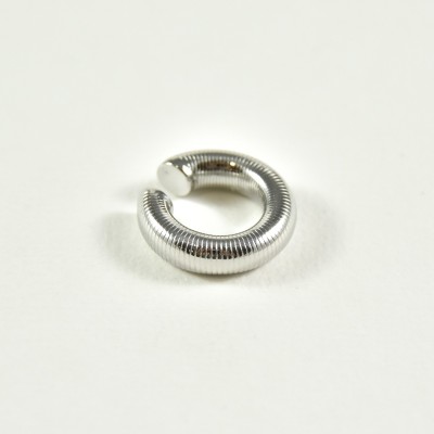 BAGUE D'OREILLE LARGE CISELE ACIER INOXYDABLE SILVER PETIT PRIX