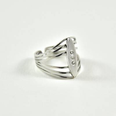 BAGUE CISELE OVALE STRASS ACIER INOXYDABLE SILVER PETIT PRIX
