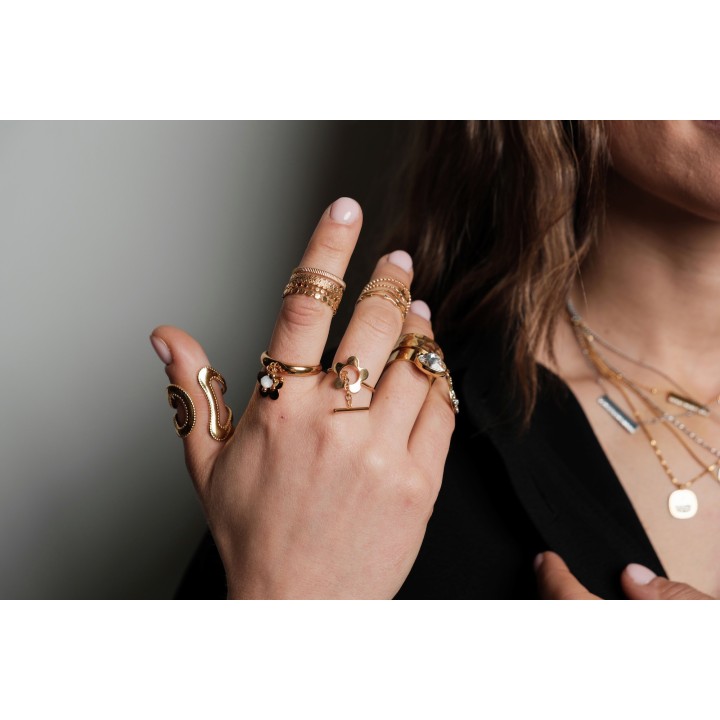 BAGUE LARGE COEUR STRASS ACIER INOXYDABLE GOLD PETIT PRIX