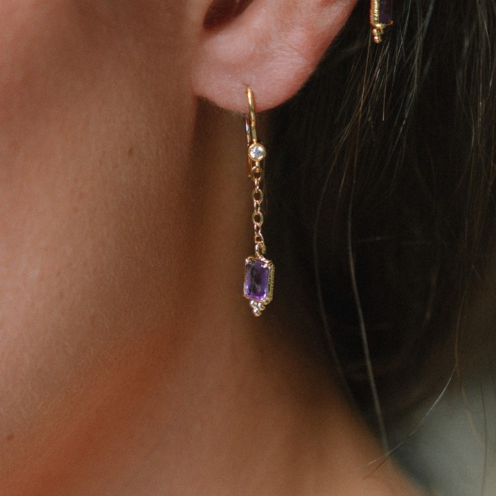 Boucles Pendantes Fines Violette Améthyste Laiton Doré Brin de Cuivre