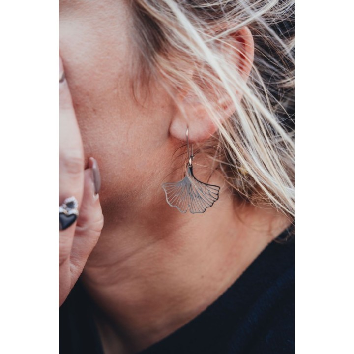 BOUCLES FEUILLES CISELEES ACIER INOXYDABLE SILVER PETIT PRIX