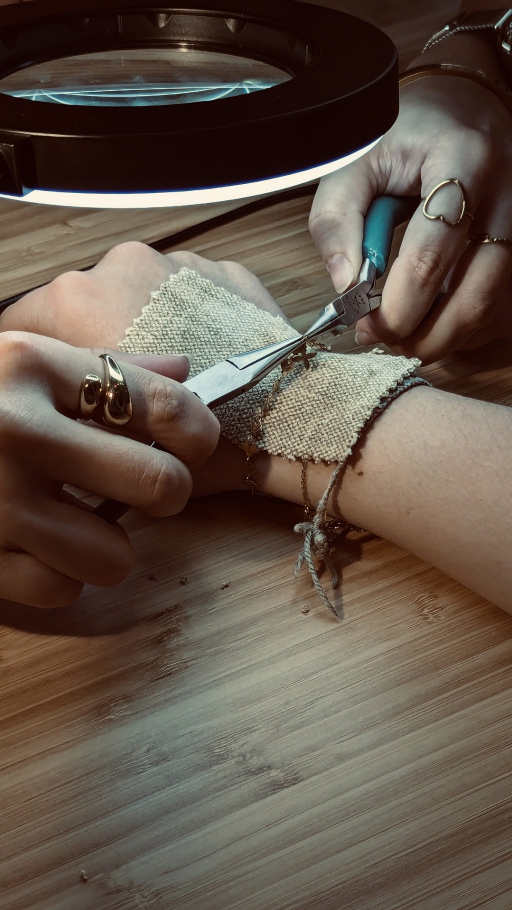 Les bijoux permanents : un moment unique à partager